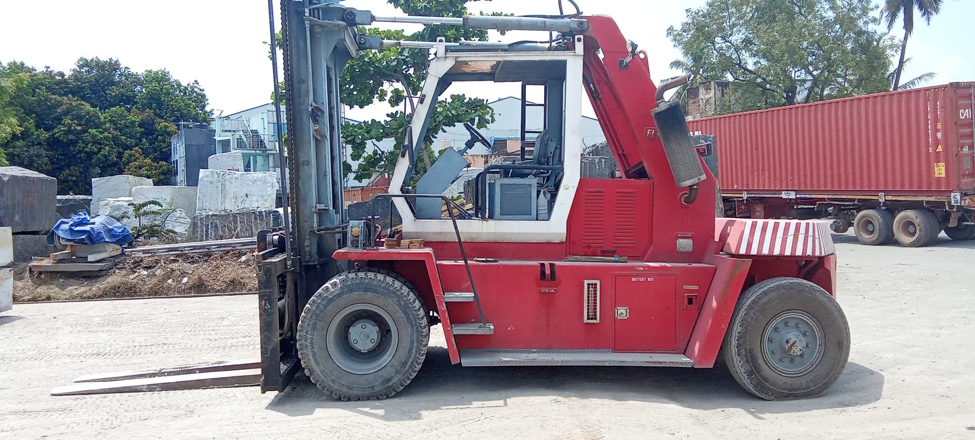 Indital Fork Lift 16 Ton -8 - Photo 2