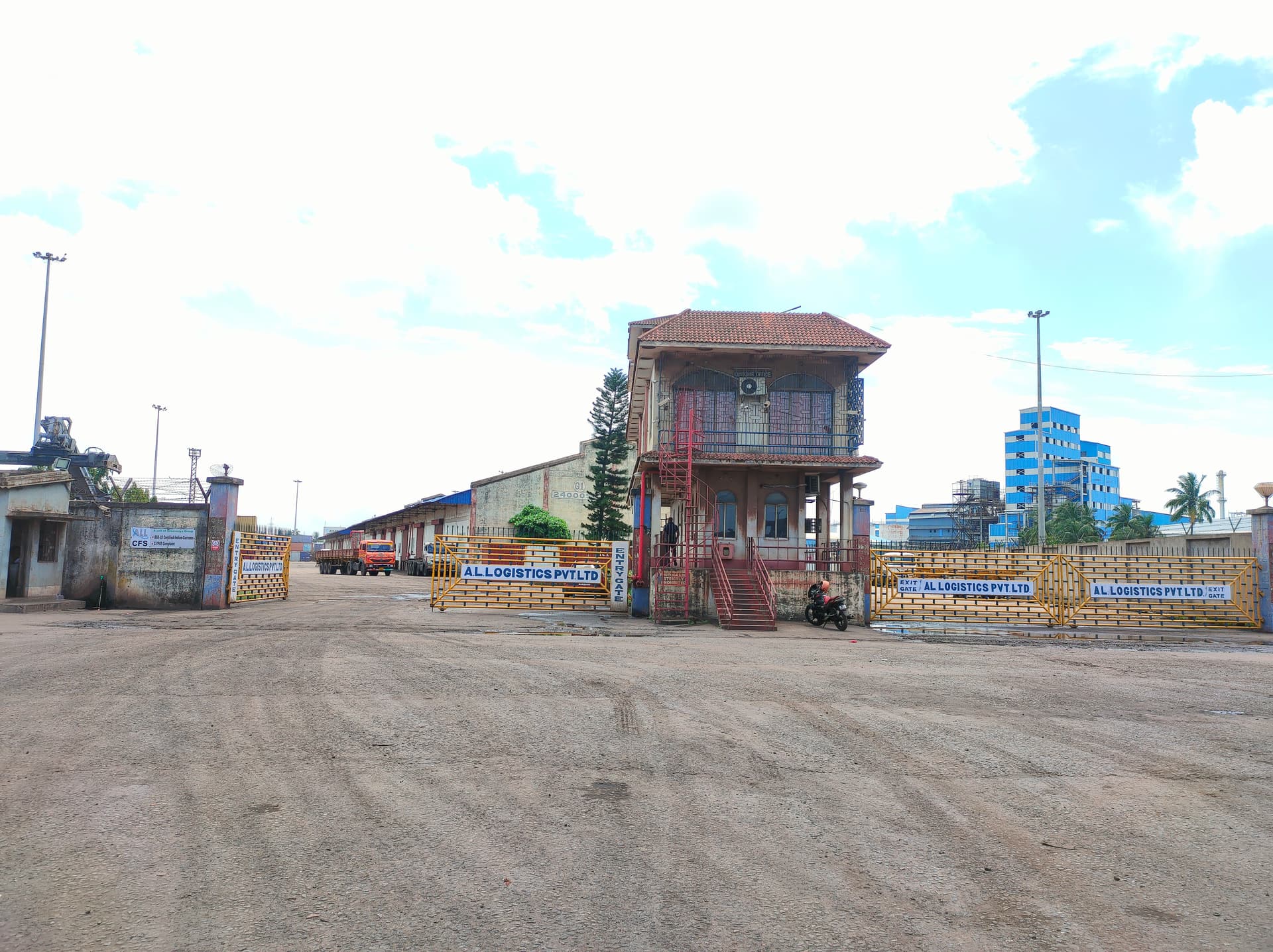 CFS Haldia - Loading bay